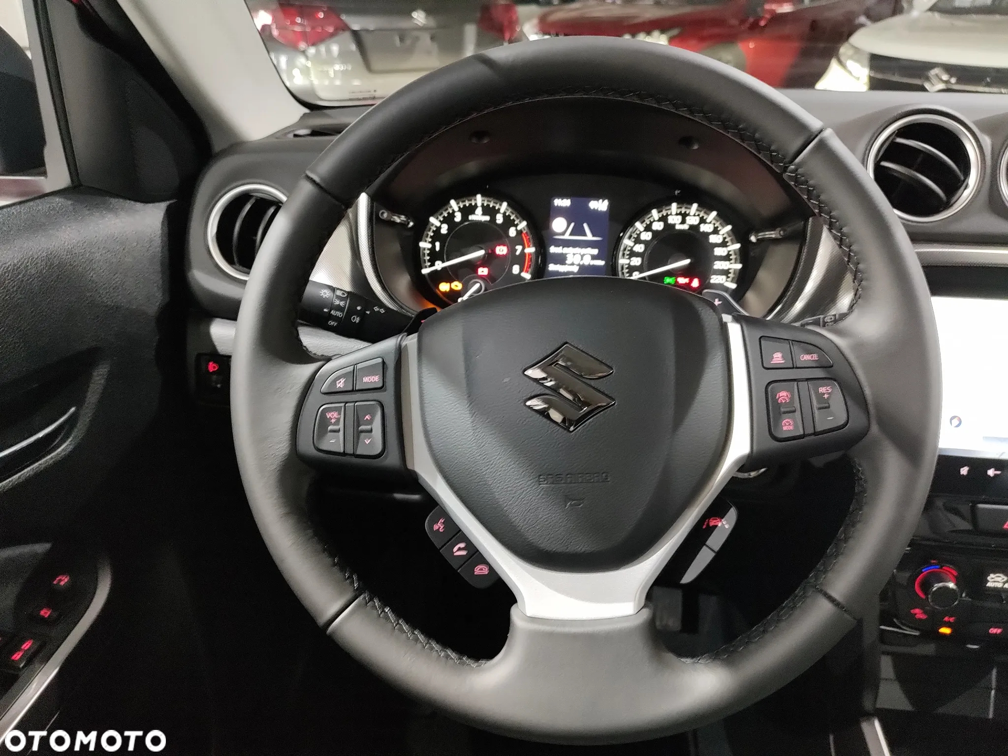 Suzuki Vitara 1.5 DualJet Hybrid Elegance 2WD AGS - 32