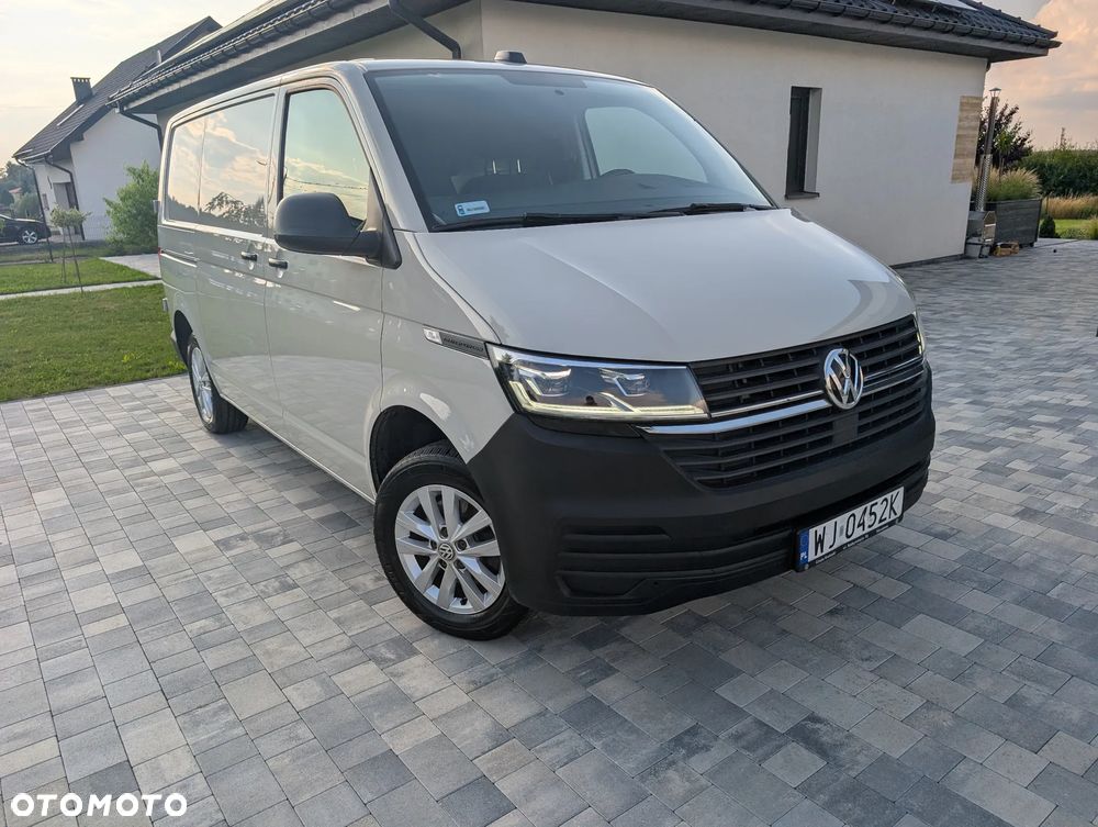 Volkswagen Transporter - 1