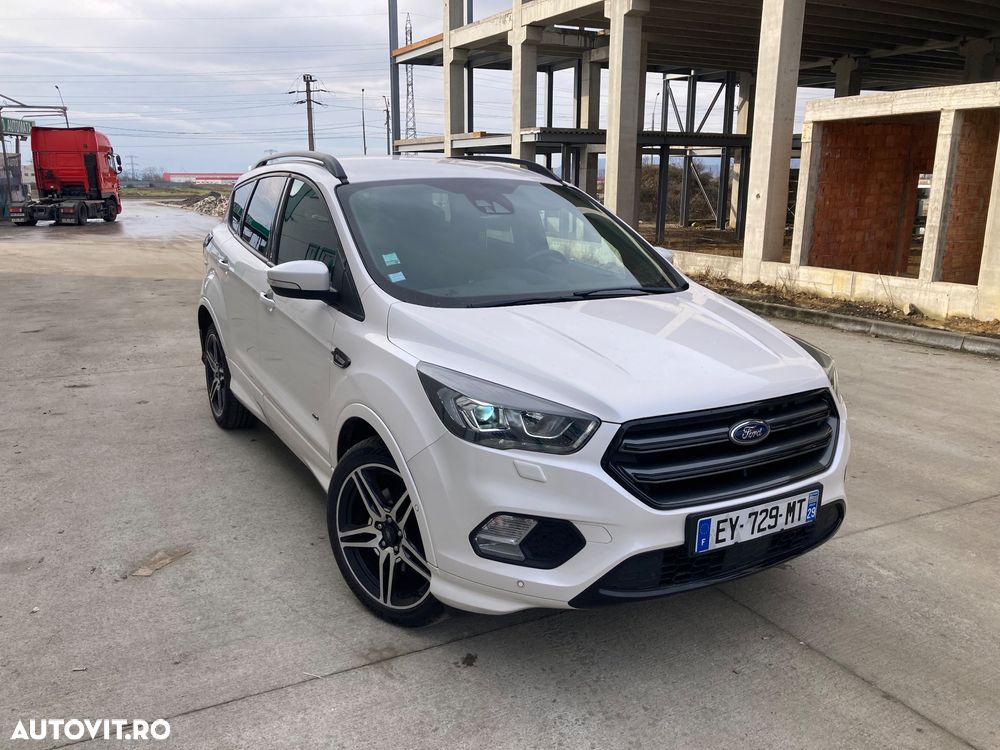 Ford Kuga 2.0 TDCi 4x4 Aut. ST-Line - 36