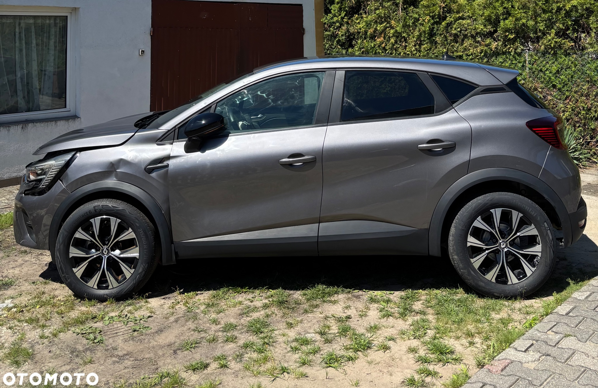 Renault Captur - 24