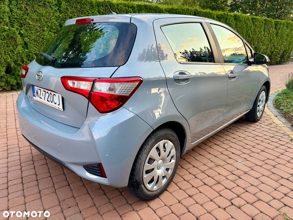 Toyota Yaris 1.0 Active - 8