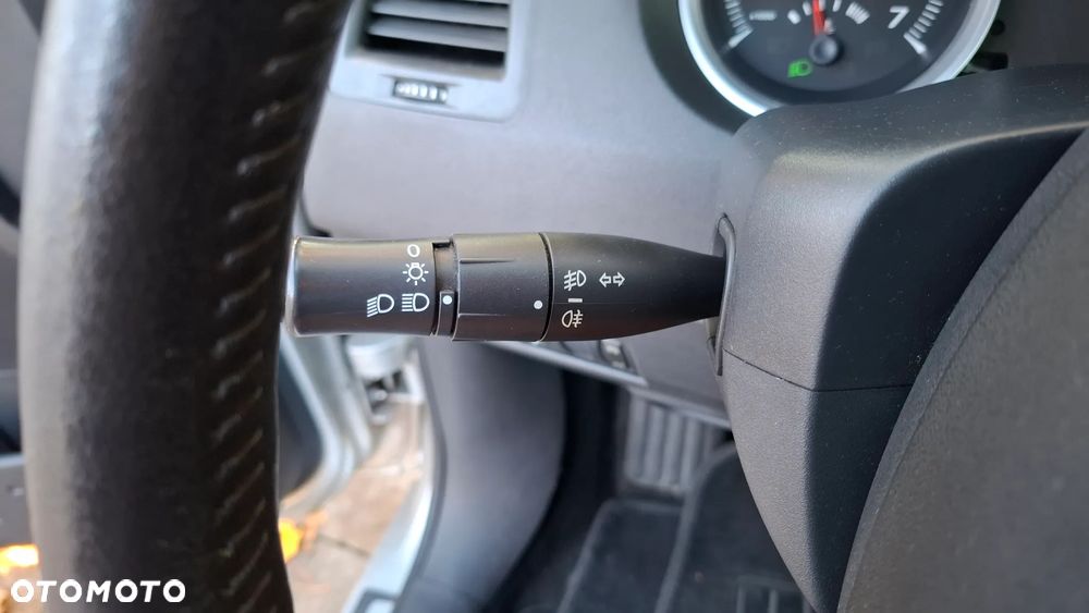 Renault Megane 1.9 dCi Expression - 7