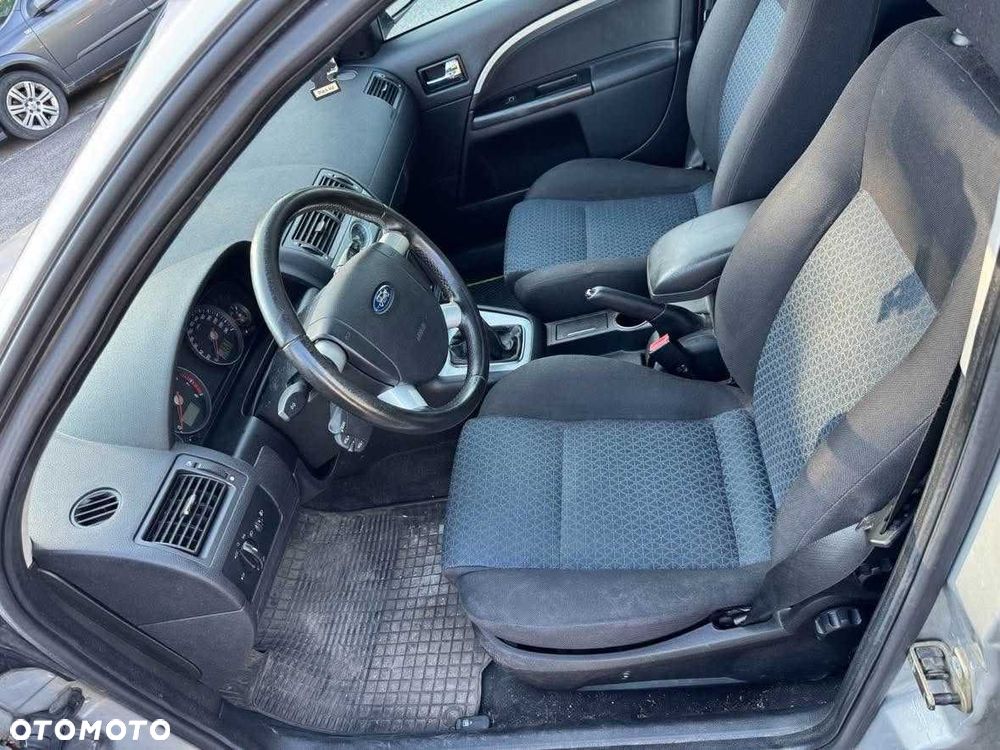 Ford Mondeo - 7