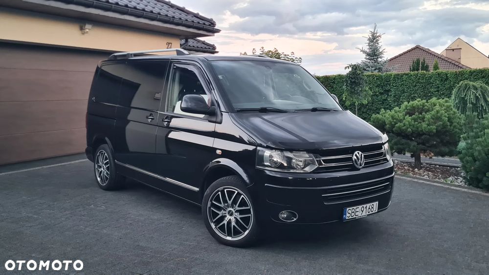 Volkswagen Multivan - 20