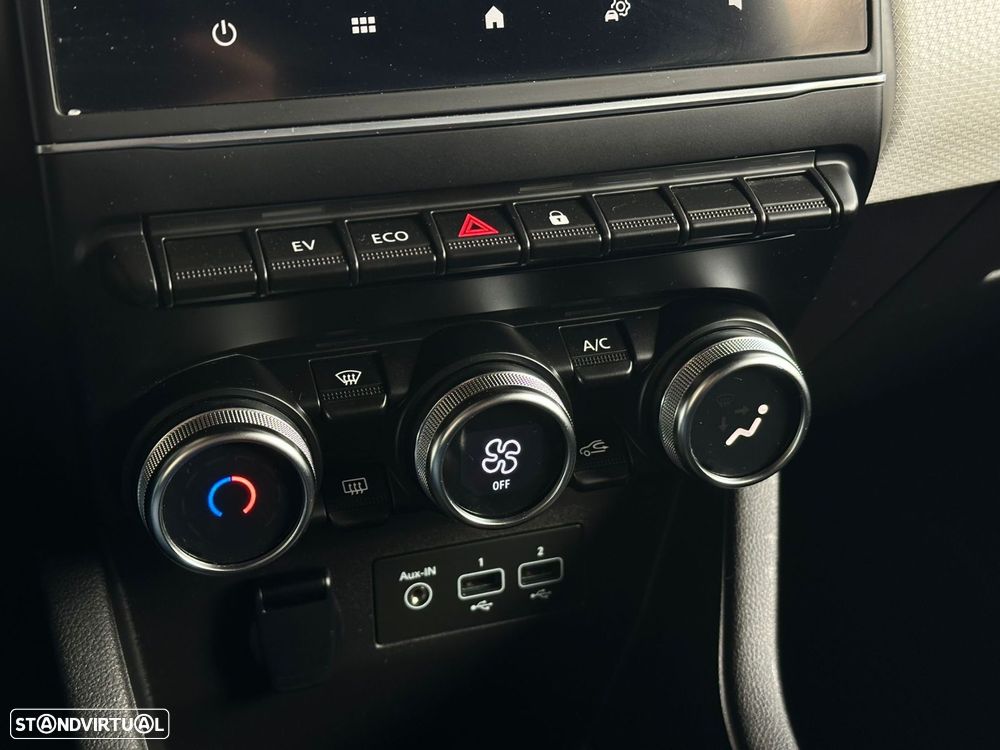 Renault Clio 1.6 E-Tech Edition One - 21