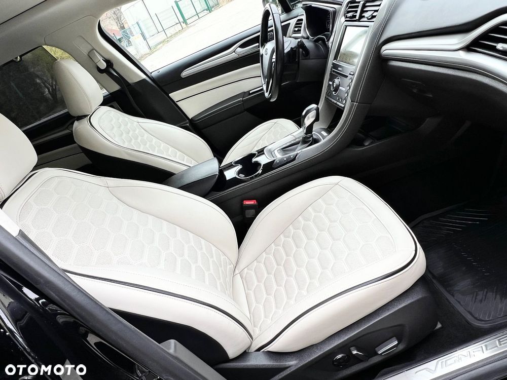 Ford Mondeo 2.0 TDCi PowerShift-Aut Allrad Vignale - 37