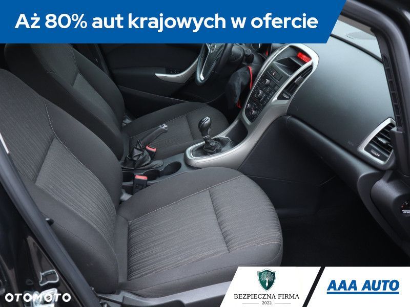 Opel Astra - 11