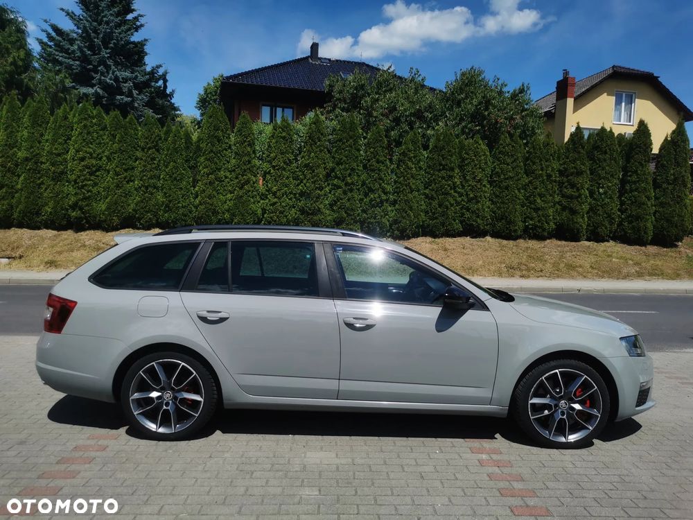 Skoda Octavia 2.0 TDI DSG RS - 7