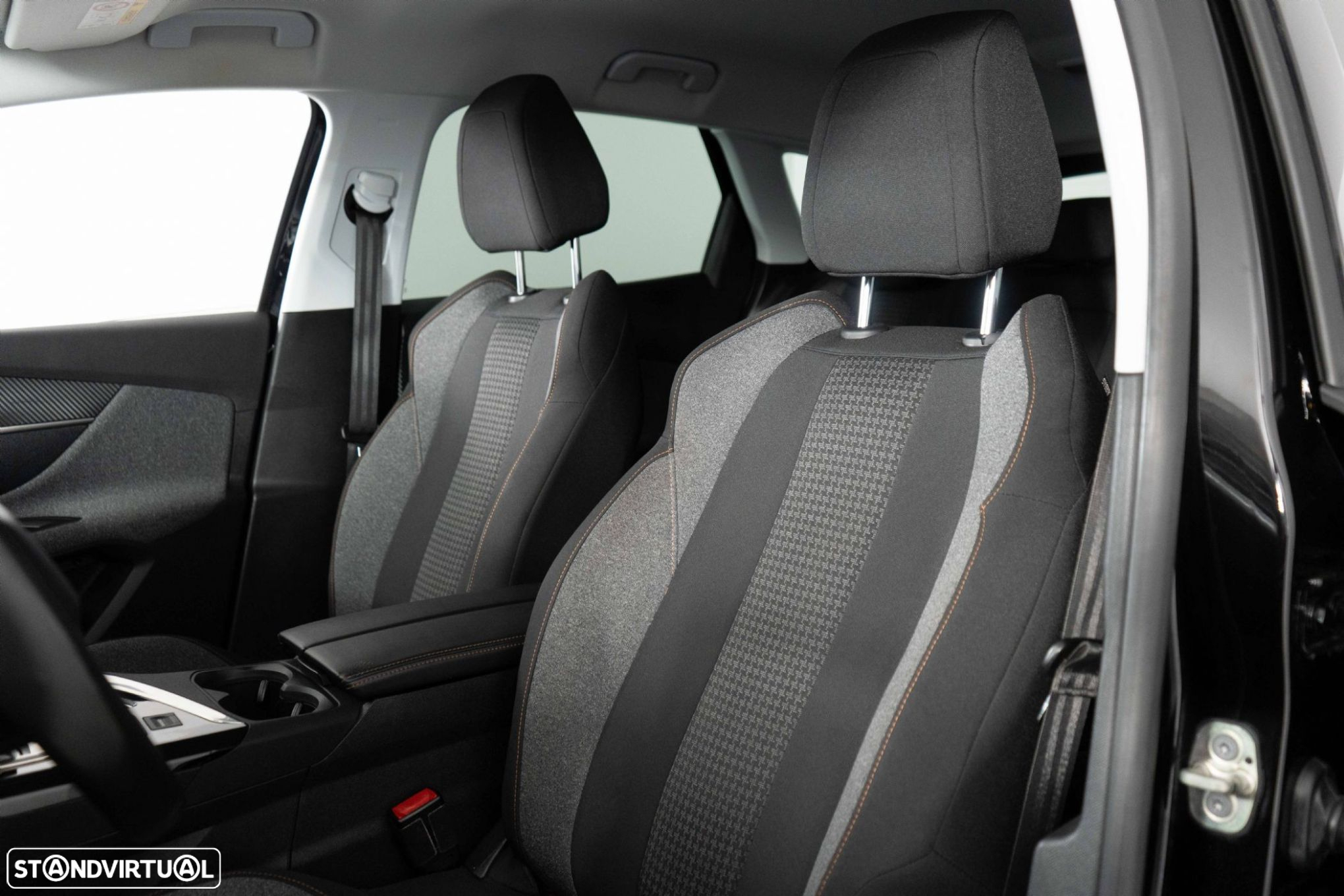 Peugeot 3008 1.2 PureTech Allure EAT6 - 8