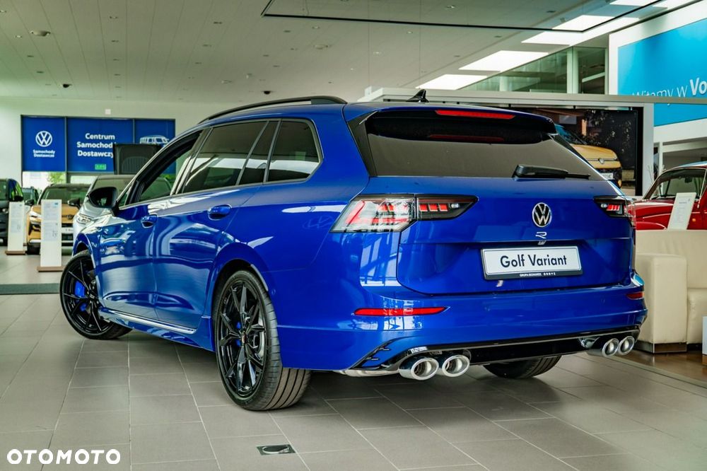 Volkswagen Golf - 11