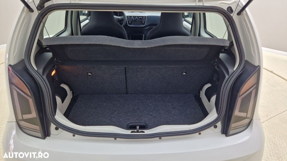Volkswagen up! - 21