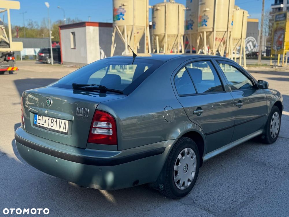 Skoda Octavia 2.0 Ambiente - 3
