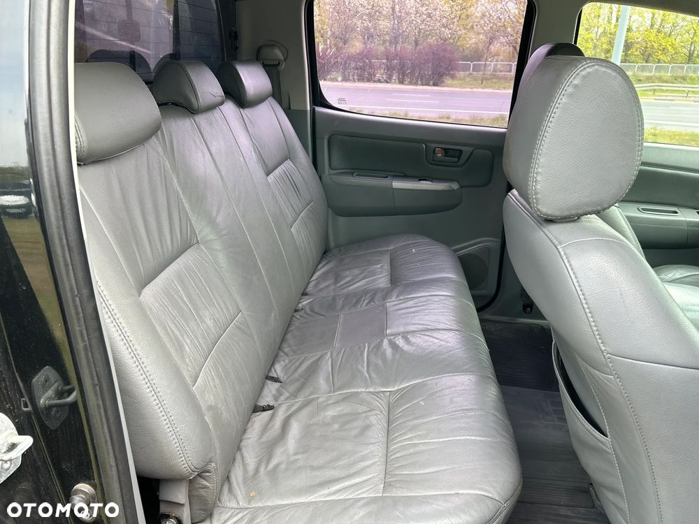 Toyota Hilux 3.0 D-4D SR5-X Platinium - 15