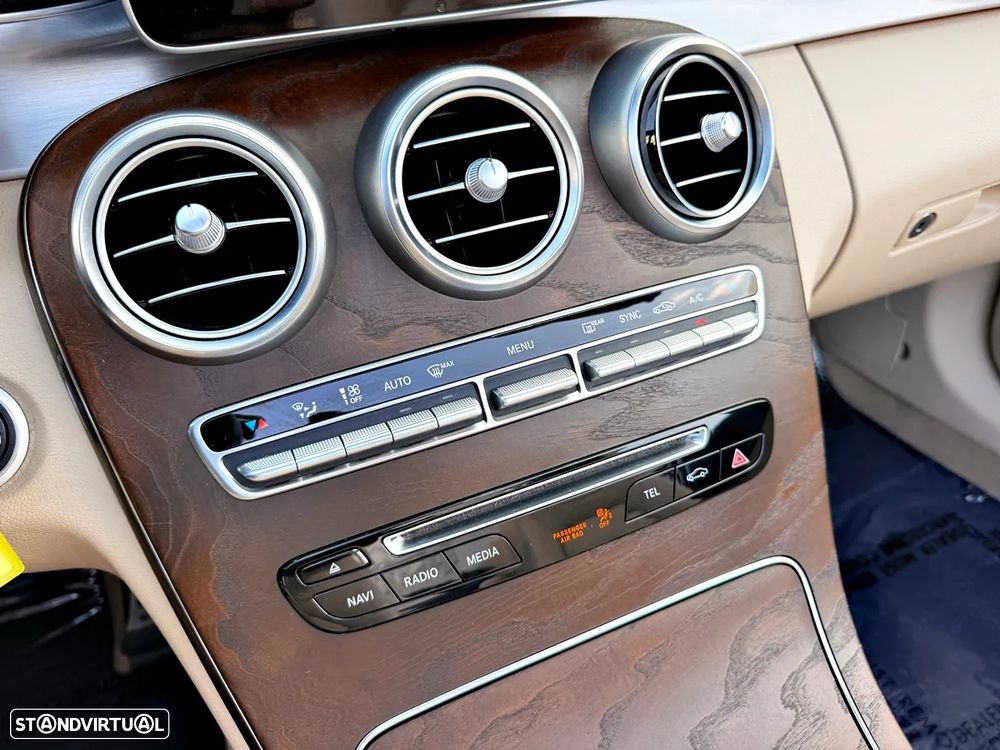 Mercedes-Benz C 250 d Cabrio 9G-TRONIC AMG Line - 19