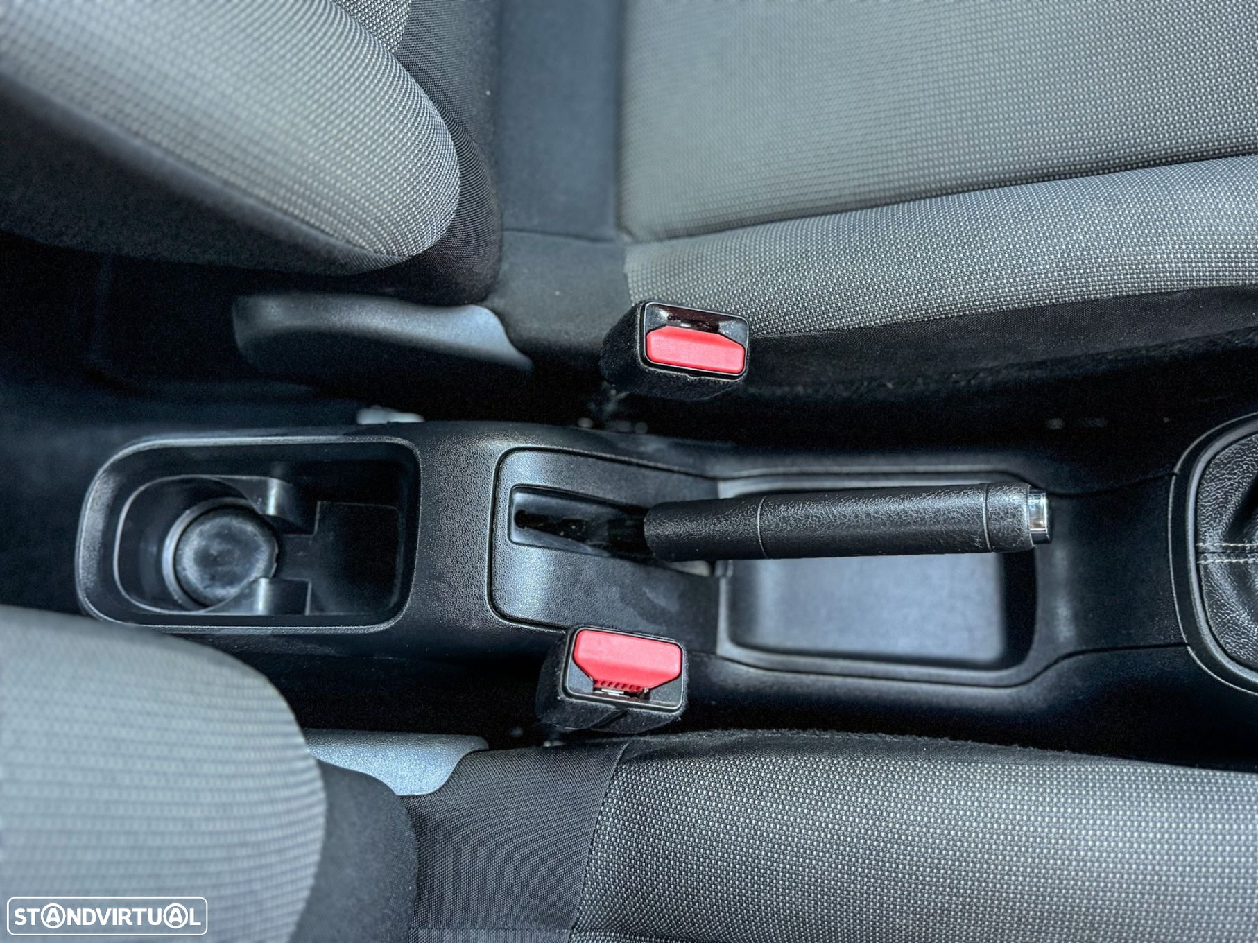Citroën C3 1.2 PureTech Shine - 23