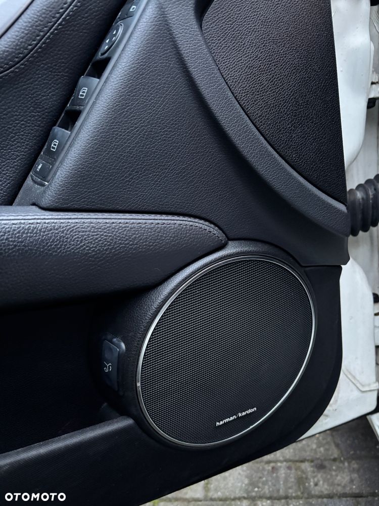 Mercedes-Benz Klasa C 250 CDI DPF 4Matic 7G-TRONIC BlueEFFICIENCY Avantgarde - 9