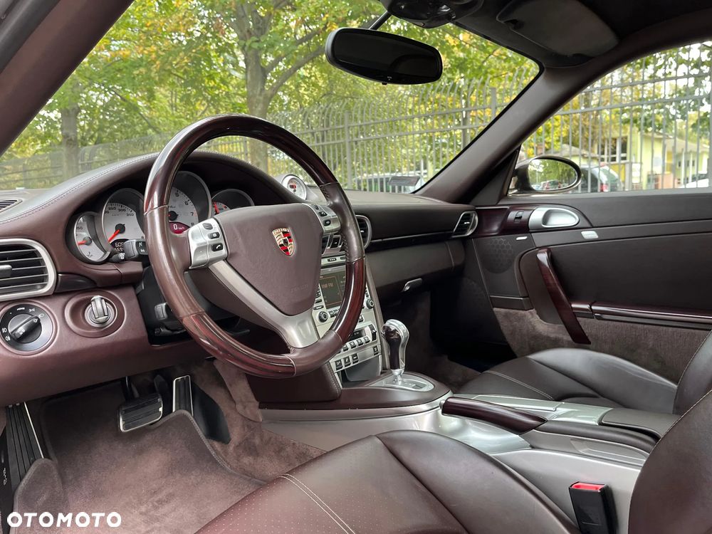 Porsche 911 - 20