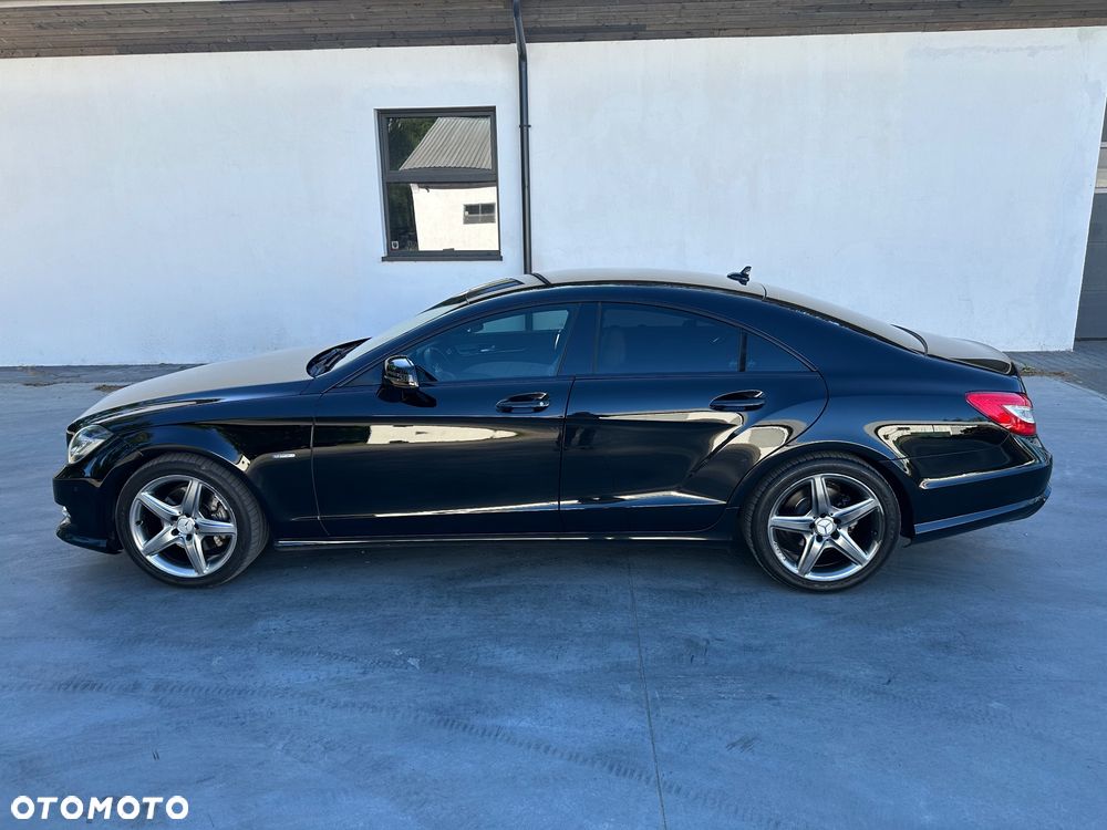 Mercedes-Benz CLS 350 CDI 4-Matic BlueEff - 8