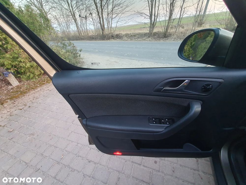 Skoda Yeti 1.6 TDI GreenLine - 9