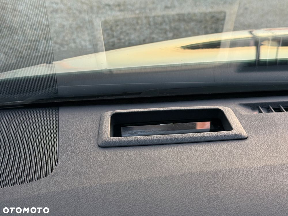 Toyota Prius 1.8 Hybrid Prestige - 15