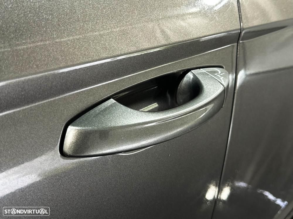 SEAT Leon ST 1.6 TDI Reference Ecomotive - 17