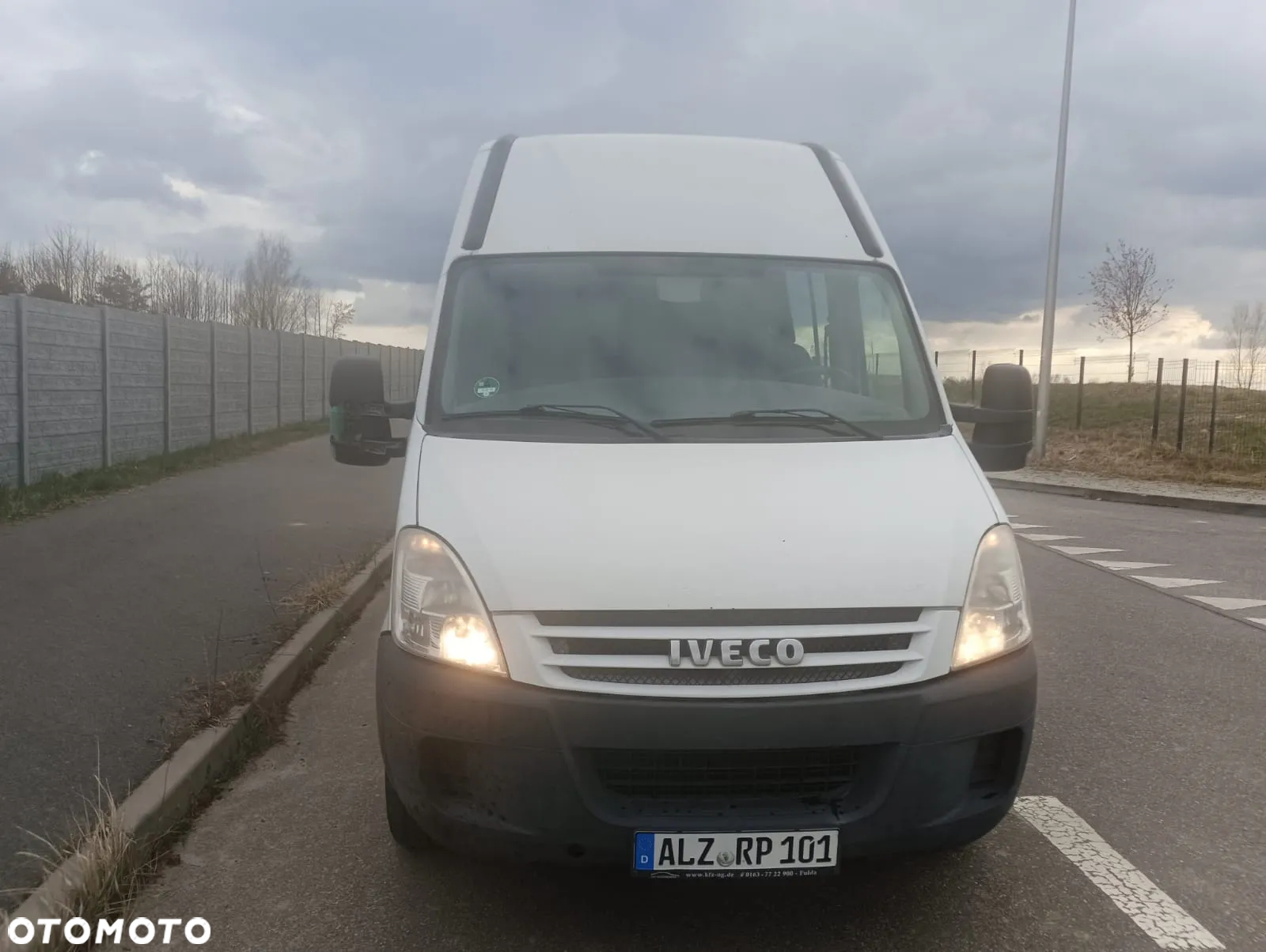 Iveco DAILY 35S14 MAXI BRYGADÓWKA 6 osób - 3