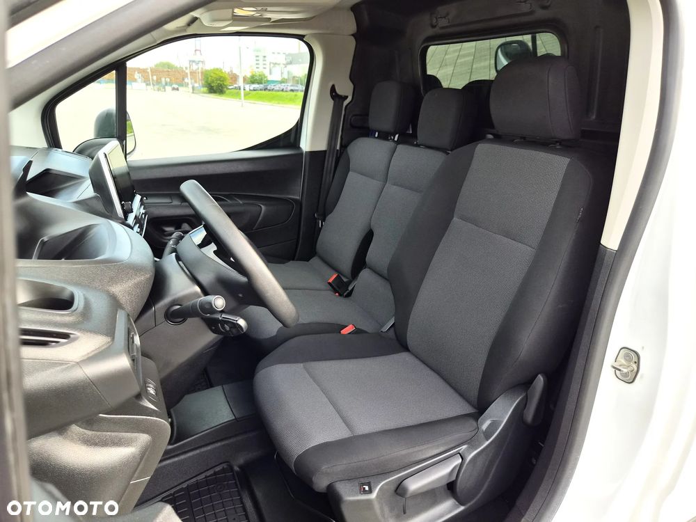 Peugeot Partner KLIMA NAWIGACJA TEMPOMAT FV23% - 16