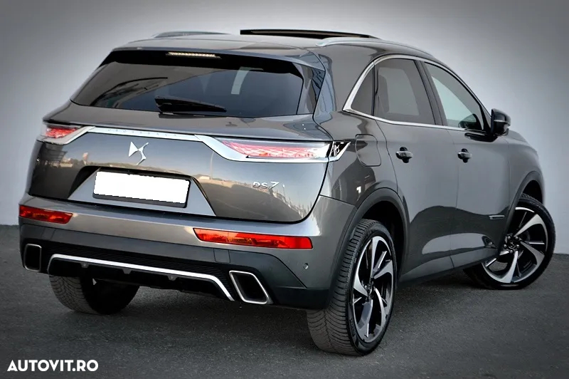 DS Automobiles DS 7 Crossback - 11