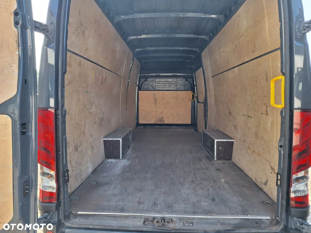 Iveco 35S18 HiMatic furgon 16m blaszak automat FV23% MAXI - 21