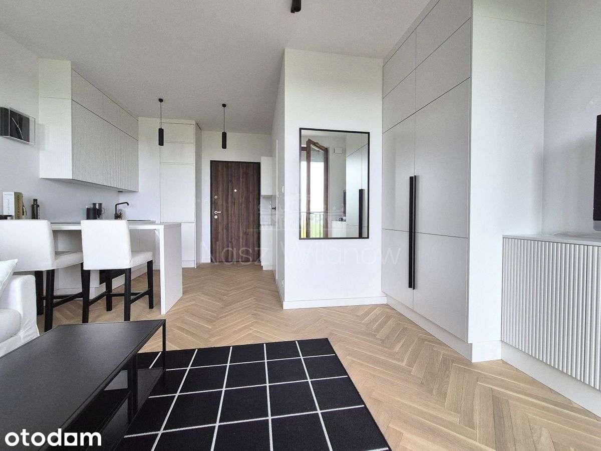 Jasne studio, z garażem i siłownią w budynku