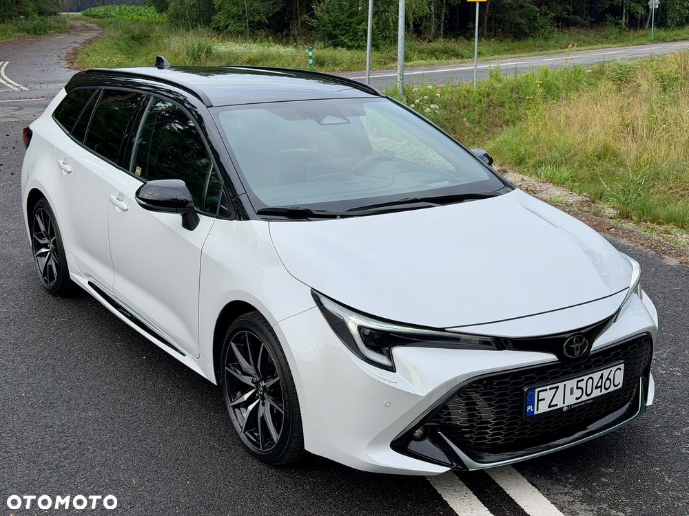 Toyota Corolla 2.0 Hybrid GR Sport Dynamic - 16