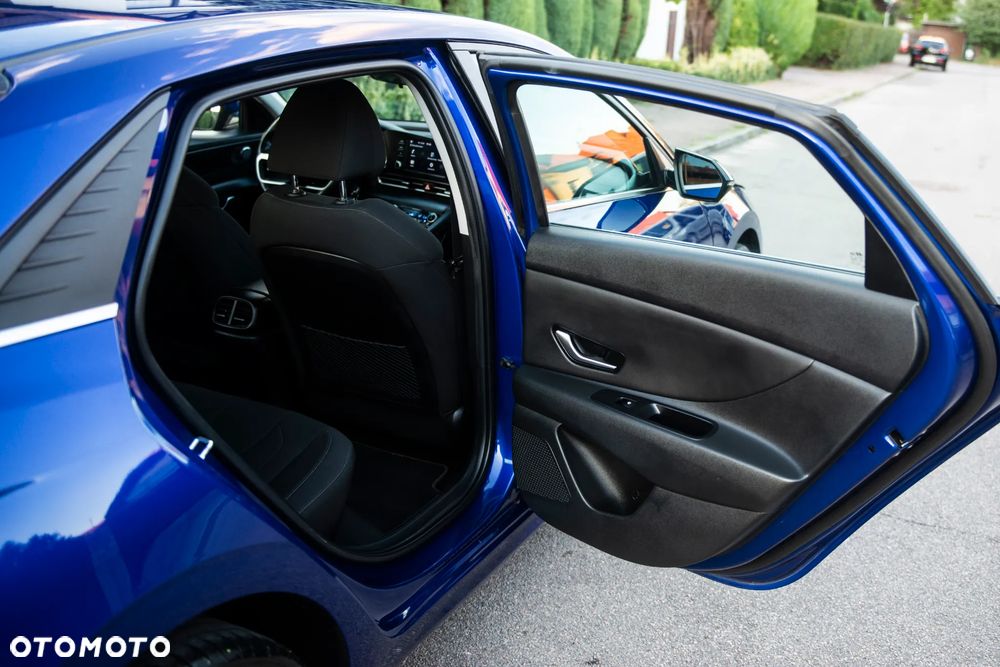 Hyundai Elantra 1.6 Executive - 34