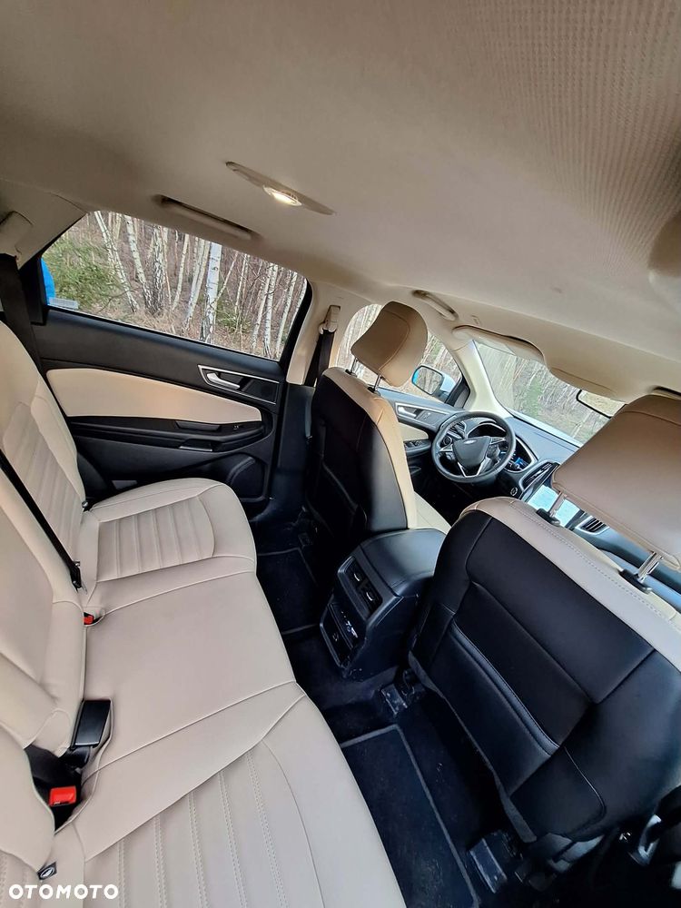 Ford Edge - 8