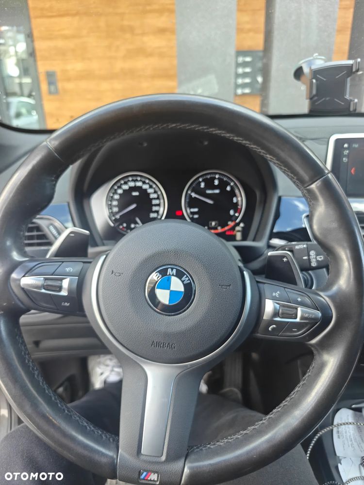 BMW X1 sDrive18d xLine - 11