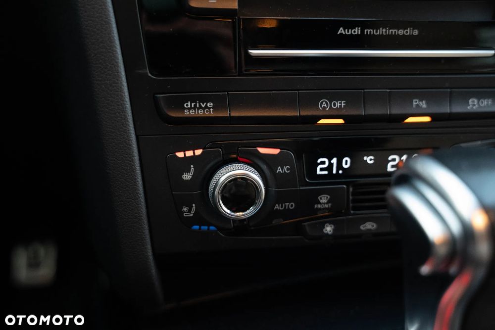 Audi A4 Avant - 31