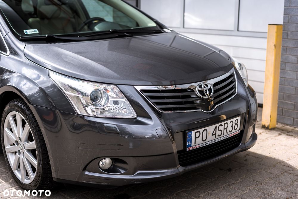 Toyota Avensis 2.0 Sol plus NAVI - 6