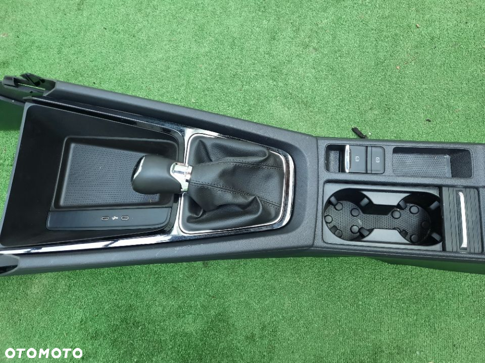 SKODA OCTAVIA IV 2020 PRAWY TYL kombi   TAPICERKA DRZWI 5E7867024A  5E8867014A 5E7867023A 5E8867013A - 12