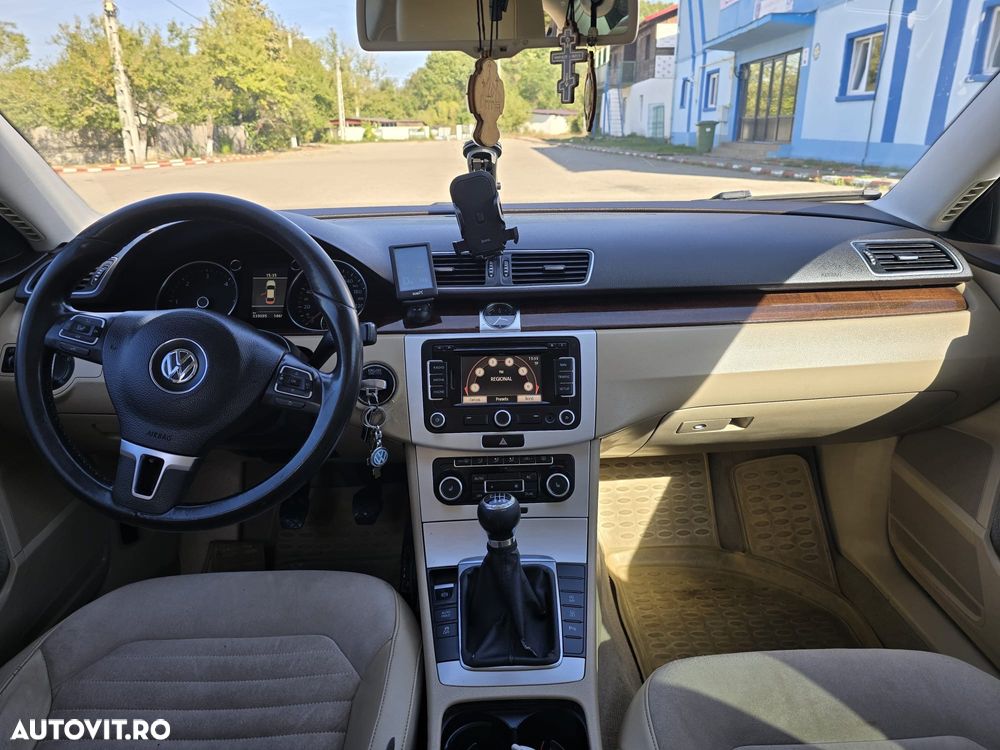 Volkswagen Passat 2.0 TDI BlueMotion Tehnology 4Motion Highline - 2