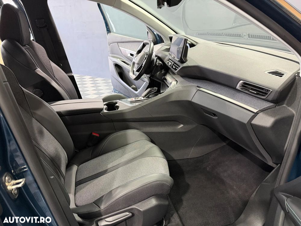 Peugeot 3008 225 e-EAT8 Allure Pack - 16