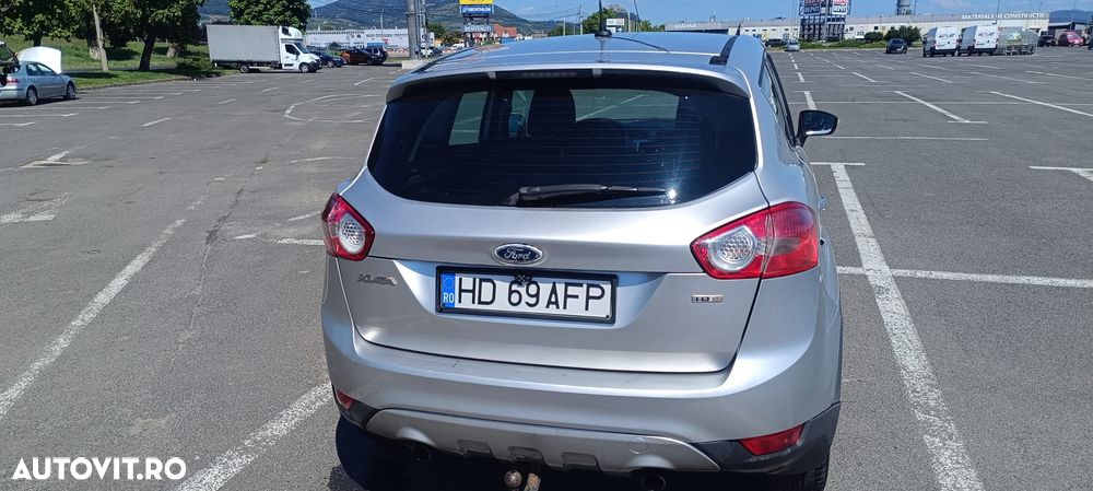 Ford Kuga 2.0 TDCi 4x4 Titanium - 4