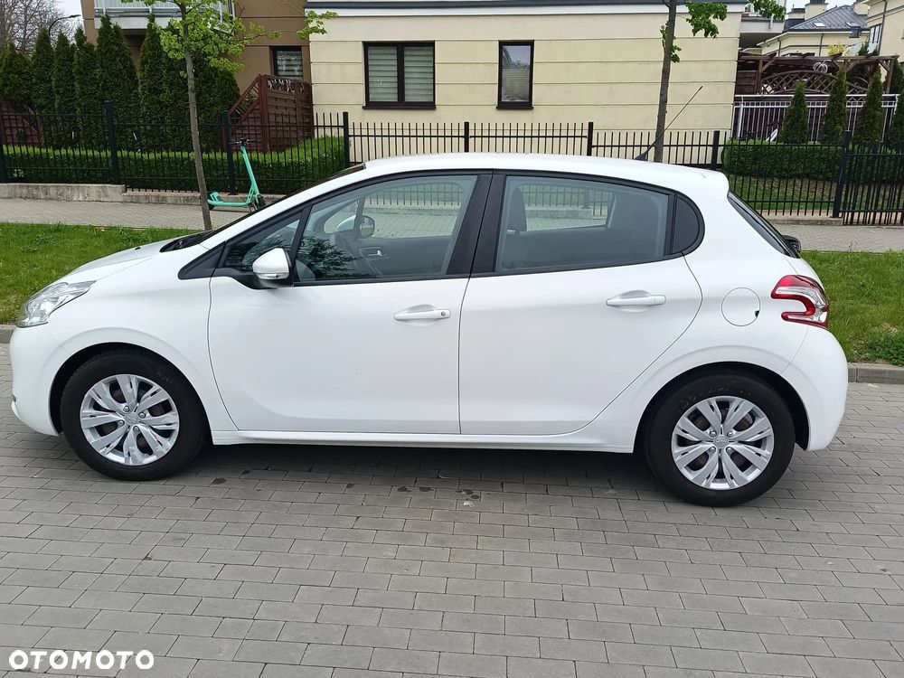 Peugeot 208 1.6 e-HDi Active STT - 4