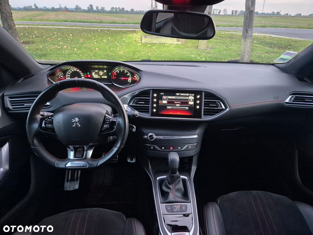 Peugeot 308 1.2 PureTech GPF GT Pack S&S EAT8 - 8