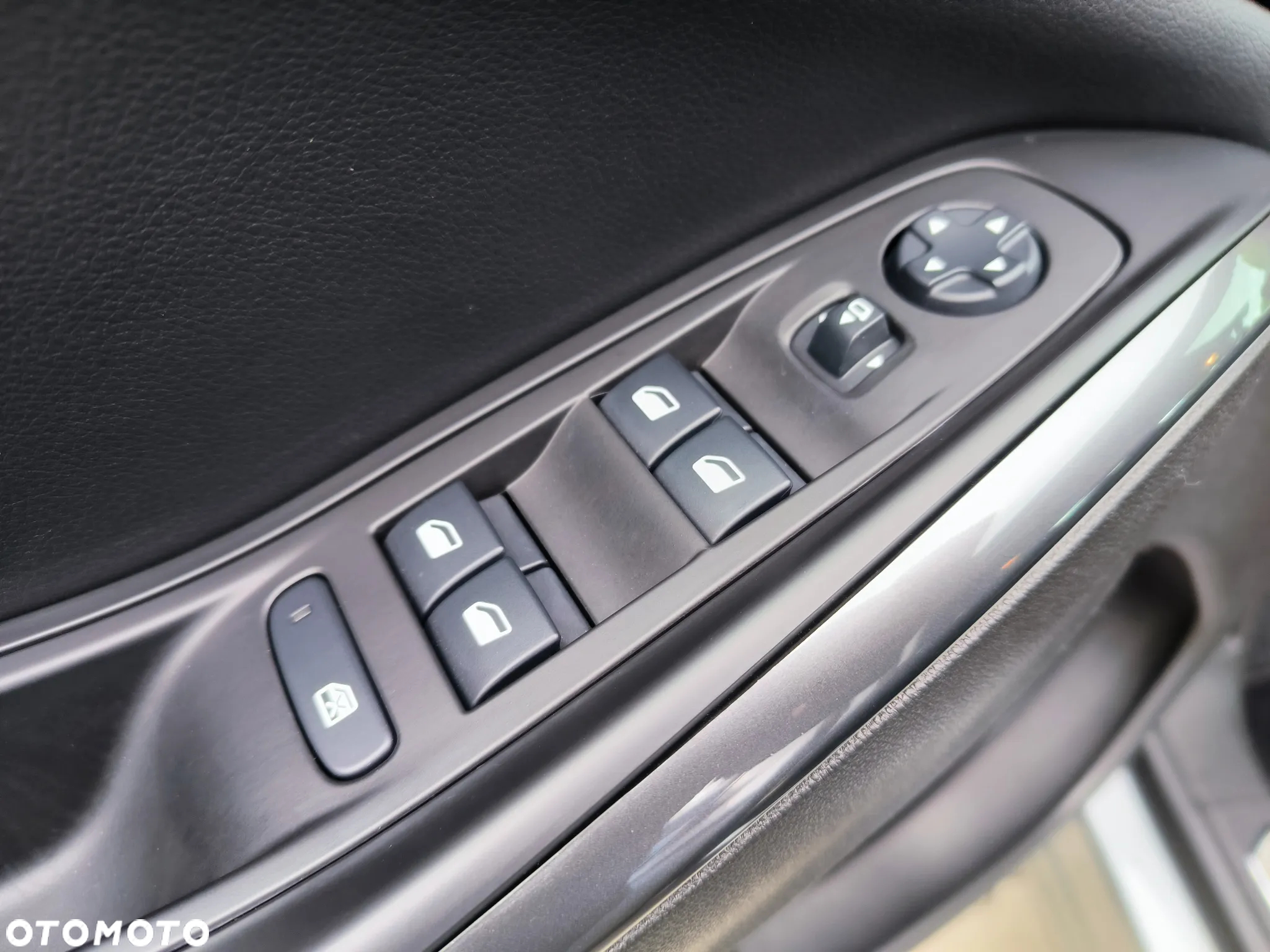 Opel Grandland X Plug-in-Hybrid 1.6 DI Start/Stop Ultimate - 14