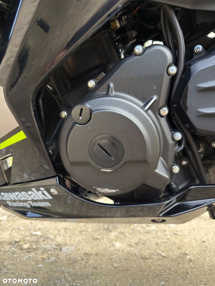 Kawasaki Ninja 400 - 13