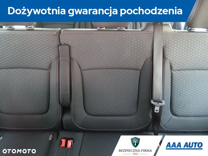 Opel Vivaro - 12