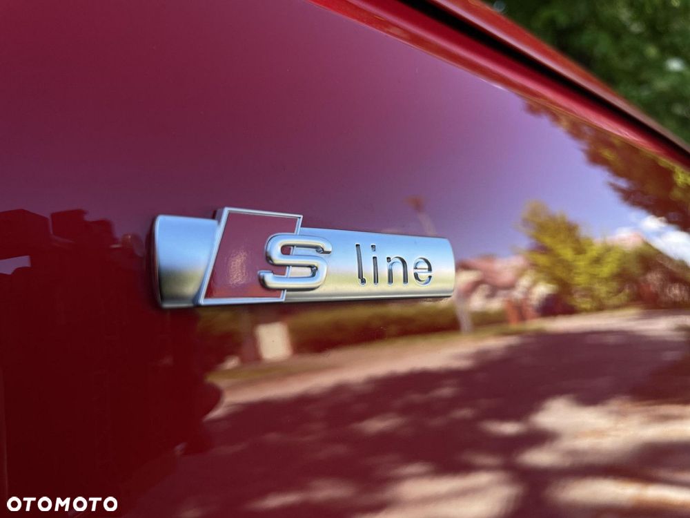 Audi A4 Limousine - 31