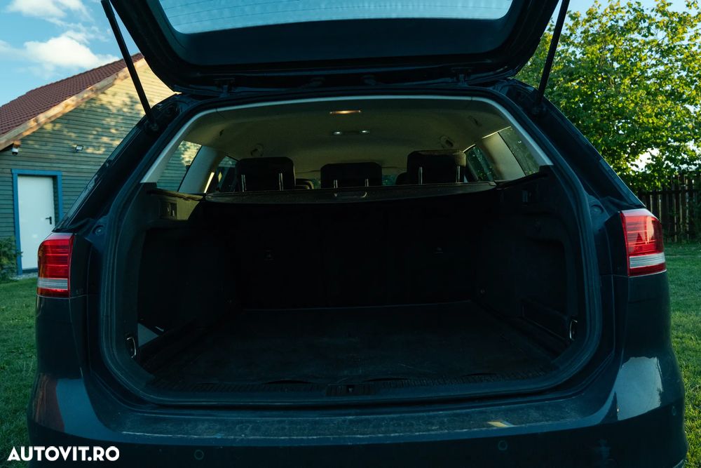 Volkswagen Passat - 9