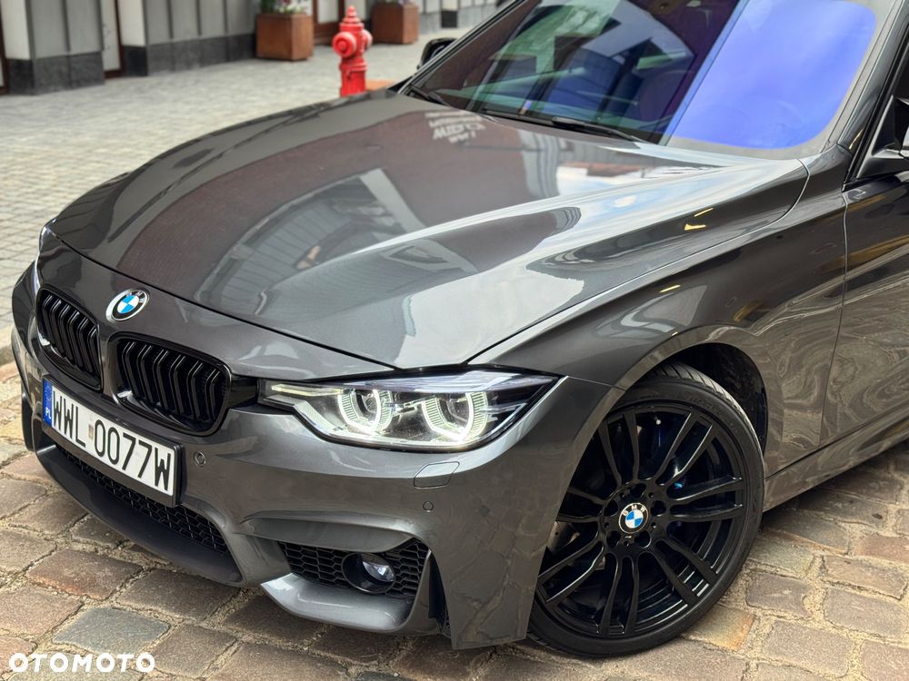 BMW Seria 3 328i Sport Line - 17