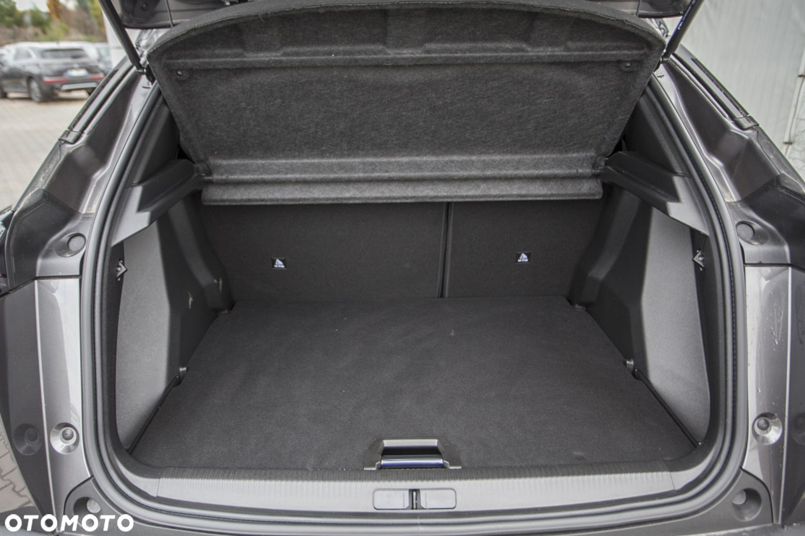 Peugeot 2008 1.2 PureTech Allure Pack S&S EAT8 - 25
