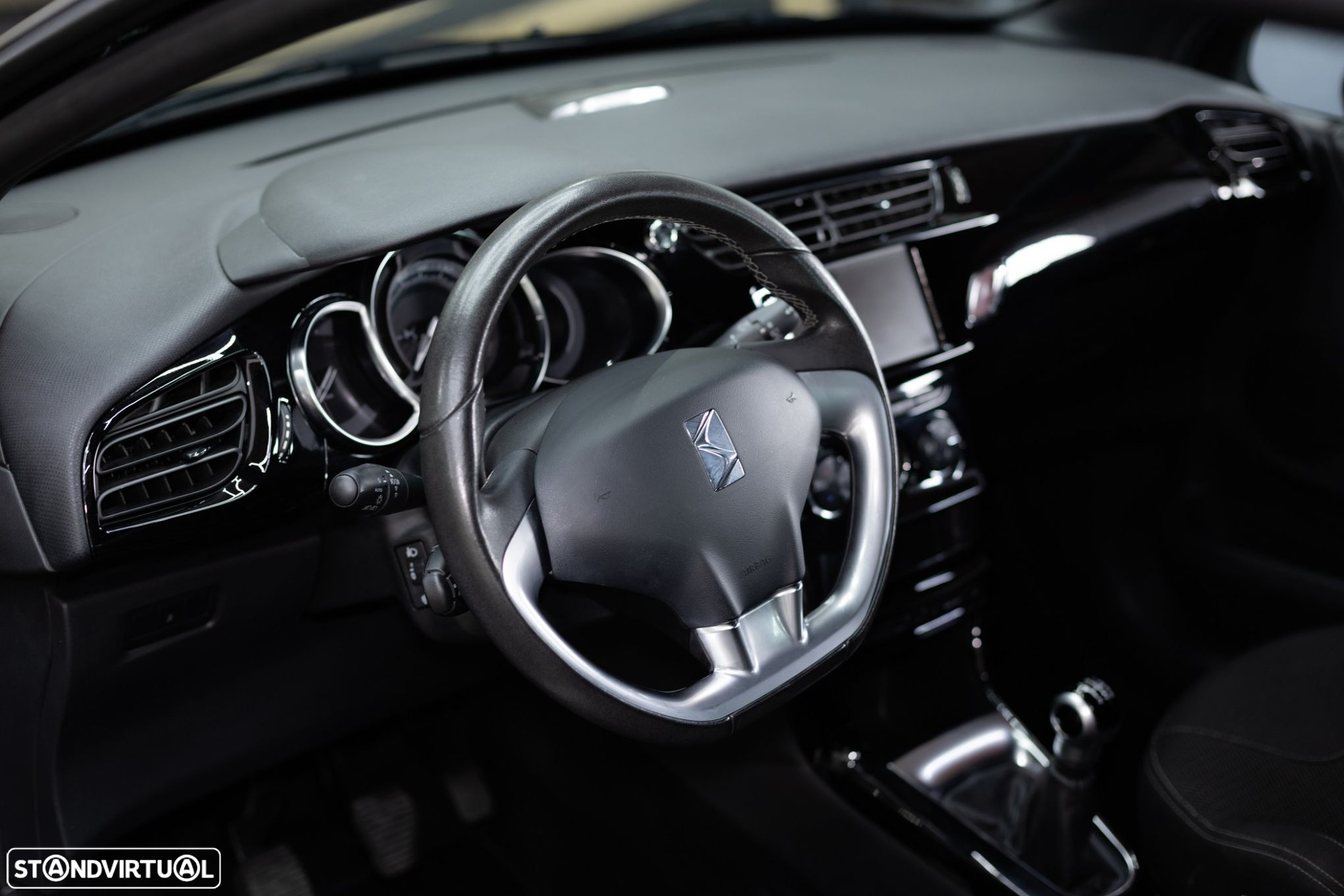 Citroën DS3 1.2 PureTech Be Chic - 25
